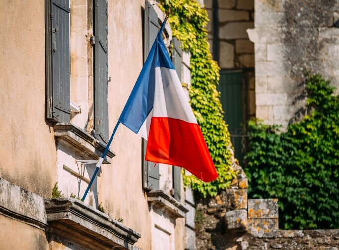 Hissez ! Hisser un drapeau en toute sécurité